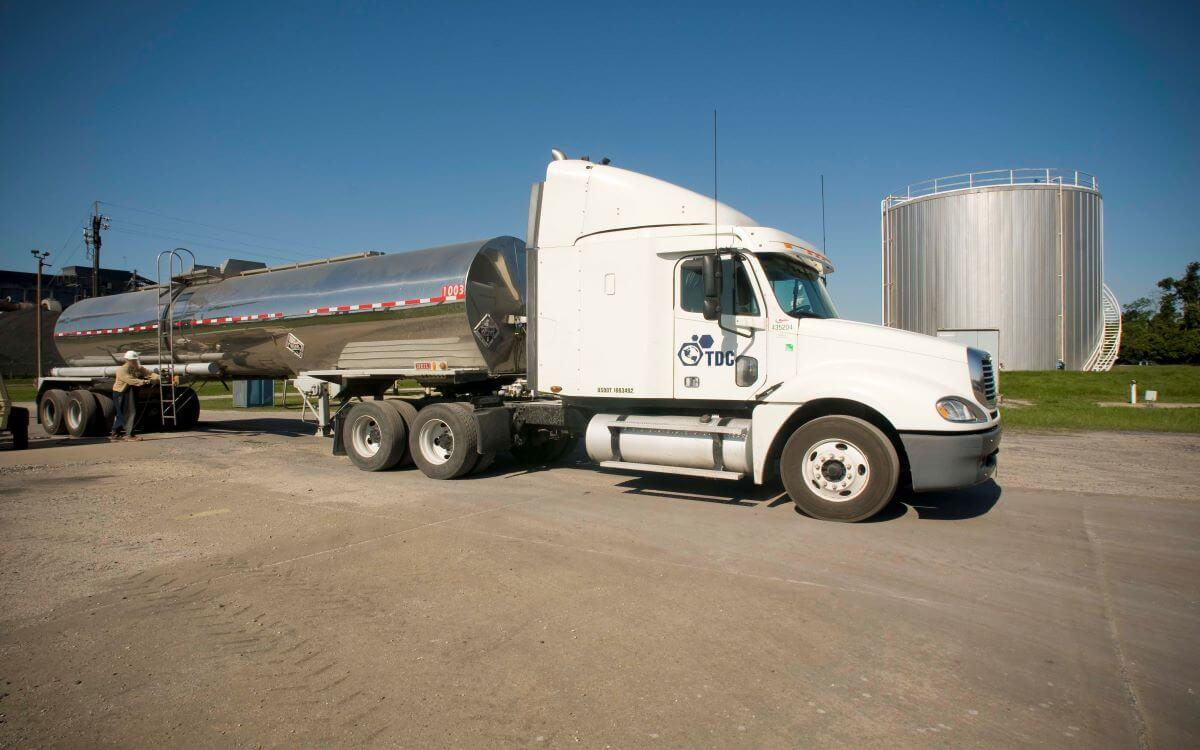 Refinery Services truck with TDC logo included